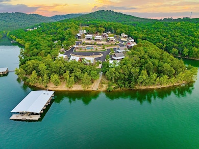 229 Carefree Ln unit 11, Kimberling City, MO 65686 - photo 4