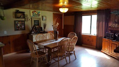 7477 Maple Ln, Central Point, OR 97502 - photo 6