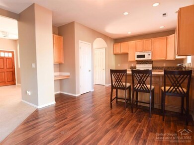 63330 Lavacrest St, Bend, OR 97701 - photo 3