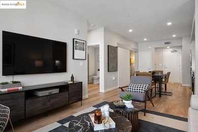 Caspian unit 428, Oakland, CA 94606 - photo 6