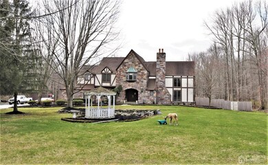 55 Friendship Rd, Cranbury, NJ 08512 - photo 4