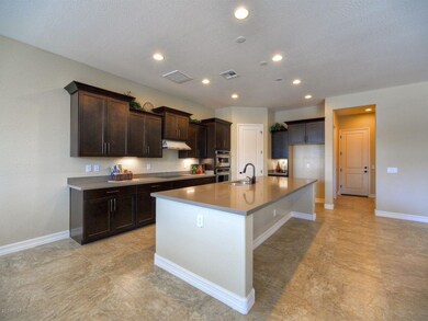 004_Kitchen