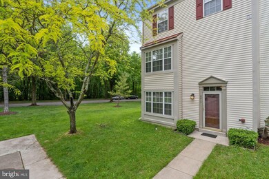 9317 Frensham Ct, Laurel, MD 20708 - photo 2