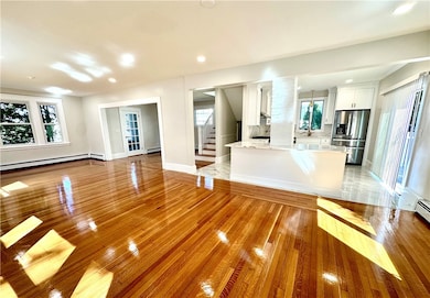 141 Elton St, Providence, RI 02906 - photo 4