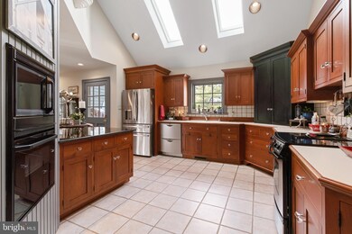 3502 Meadow View Rd, Manheim, PA 17545 - photo 5