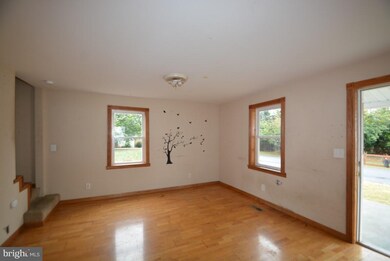 912 Central Ave, Sykesville, MD 21784 - photo 5