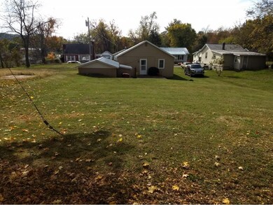 908 Hopson St, Johnson City, TN 37601 - photo 3