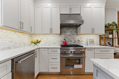 16 Edinboro Terrace, Newtonville, MA 02460 - photo 3