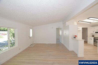 11674 Lark Ct NE, Aurora, OR 97002 - photo 2