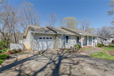 963 Rockcliff Terrace, Asheboro, NC 27205 - photo 2