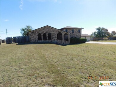 1203 Leif Cir, Copperas Cove, TX 76522 - photo 2