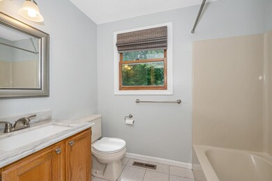 7 Jacoby Cir unit U136, Nashua, NH 03062 - photo 6