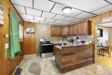 229 John St, Kaukauna, WI 54130 - photo 5