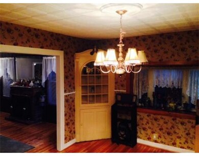 5 Agawam St, Worcester, MA 01603 - photo 3