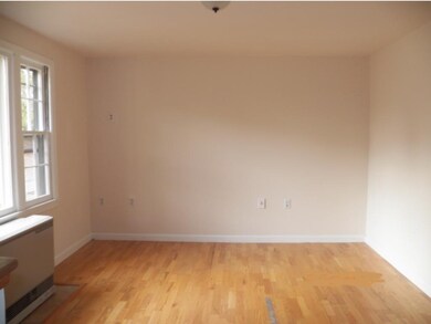 81 Granite St unit 81, Londonderry, NH 03053 - photo 3