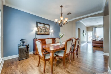 8602 Classic Oaks Ln, San Antonio, TX 78255 - photo 4