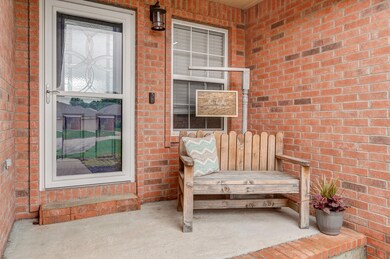 601 W Juan Tabo Ln-5