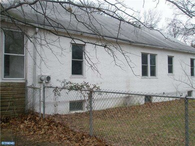 1024 Madison Ave, Woodbury, NJ 08096 - photo 2