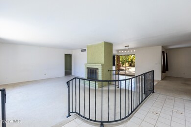 2818 E Malapai Dr-6