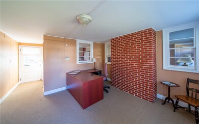 123 Lawnacre Dr, Cranston, RI 02920 - photo 3