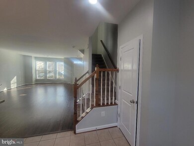 9324 Alvyn Lake Cir, Bristow, VA 20136 - photo 6