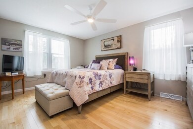 4 Spruce Pond Rd unit 4, Franklin, MA 02038 - photo 5