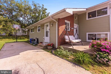 3127 Lugine Ave, Gwynn Oak, MD 21207 - photo 2