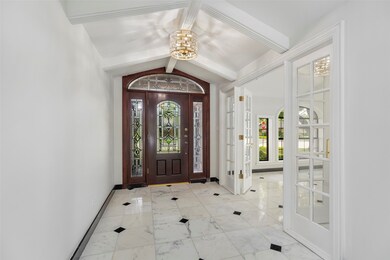 6230 Lindyann Ln, Houston, TX 77008 - photo 6