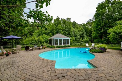 16R Autumn Ln, Stratham, NH 03885 - photo 2