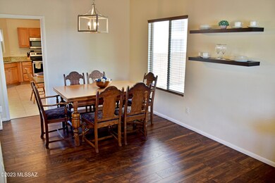 Living dining room area