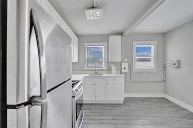 924 Mcintosh St, West Palm Beach, FL 33405 - photo 3