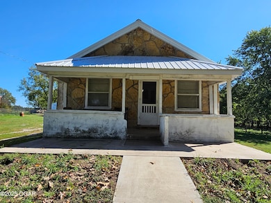 20419 Unicorn Rd, Fairview, MO 64842 - photo 3