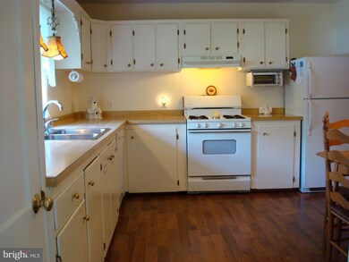 10 S Arlington Ave, Berlin, NJ 08009 - photo 6