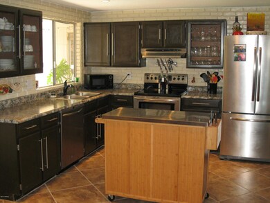 10-Kitchen