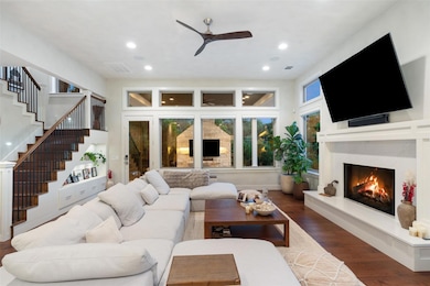 1002 Meriden Ln, Austin, TX 78703 - photo 4