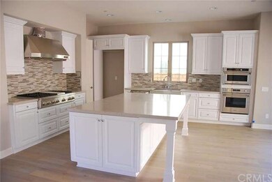 Enjoy your brand new kitchen with elegant backspla