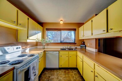 7. Kitchen