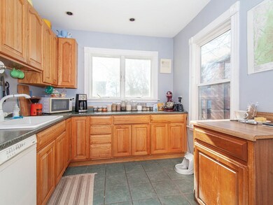 2 Hutchings St, Dorchester, MA 02121 - photo 5