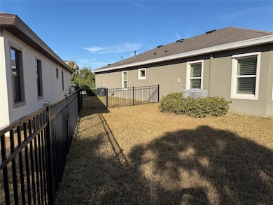 6204 Colmar Place, Apollo Beach, FL 33572 - photo 5