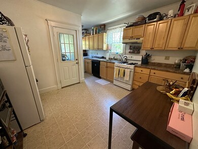 72 S Crescent Circuit, Boston, MA 02135 - photo 2