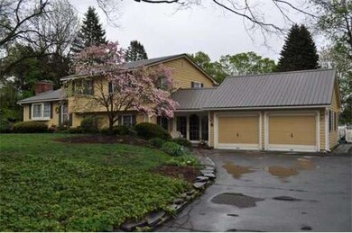 15 Woodlawn Rd, Hadley, MA 01035 - photo 2