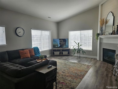 42627 Park Cresent Dr unit 36, Sterling Heights, MI 48313 - photo 5