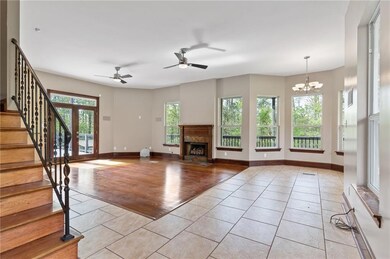 Formal dinning area