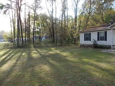 47 Ann Cir, Crawfordville, FL 32327 - photo 5