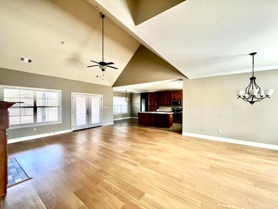 29 Lenox Ln, Columbus, MS 39702 - photo 3