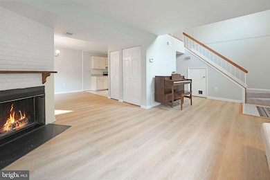 5676 Oak Tanager Ct, Burke, VA 22015 - photo 7