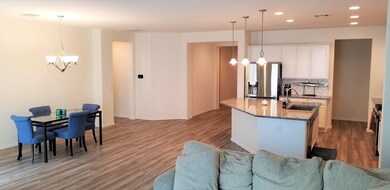 2 Kitchen.Dining