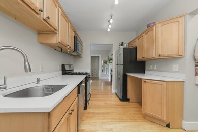 21 Chauncy St unit 7, Cambridge, MA 02138 - photo 3