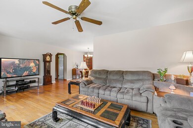 224 Wicklow Rd, Glen Burnie, MD 21061 - photo 7