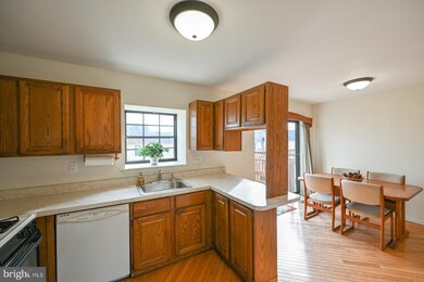 554 Canterbury Rd, Norristown, PA 19403 - photo 6